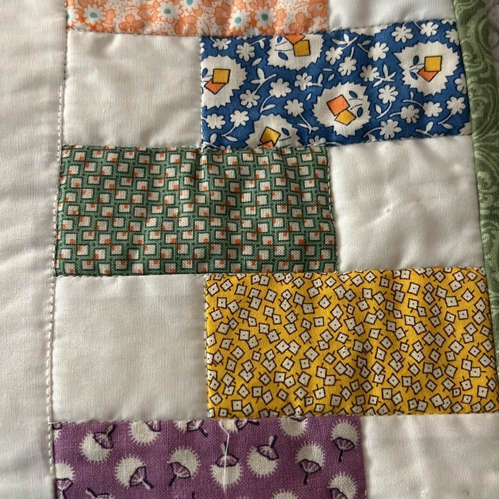 Vintage Handmade Patchwork Rabbit Reversible Quilt - Picture 13 of 17